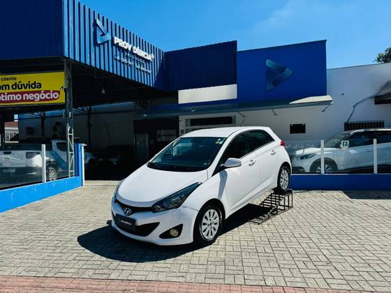 HYUNDAI HB20 1.6 COMFORT STYLE 16V FLEX 4P MANUAL HYUNDAI HB20 1.6 COMFORT STYLE 16V FLEX 4P MANUAL